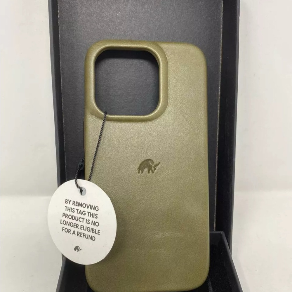 Bullstrap iPhone 16 Pro  Maverick Leather The Minimalist Case - MagSafe New
